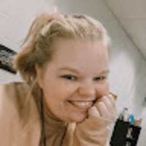 Meet your Posher, Lauren